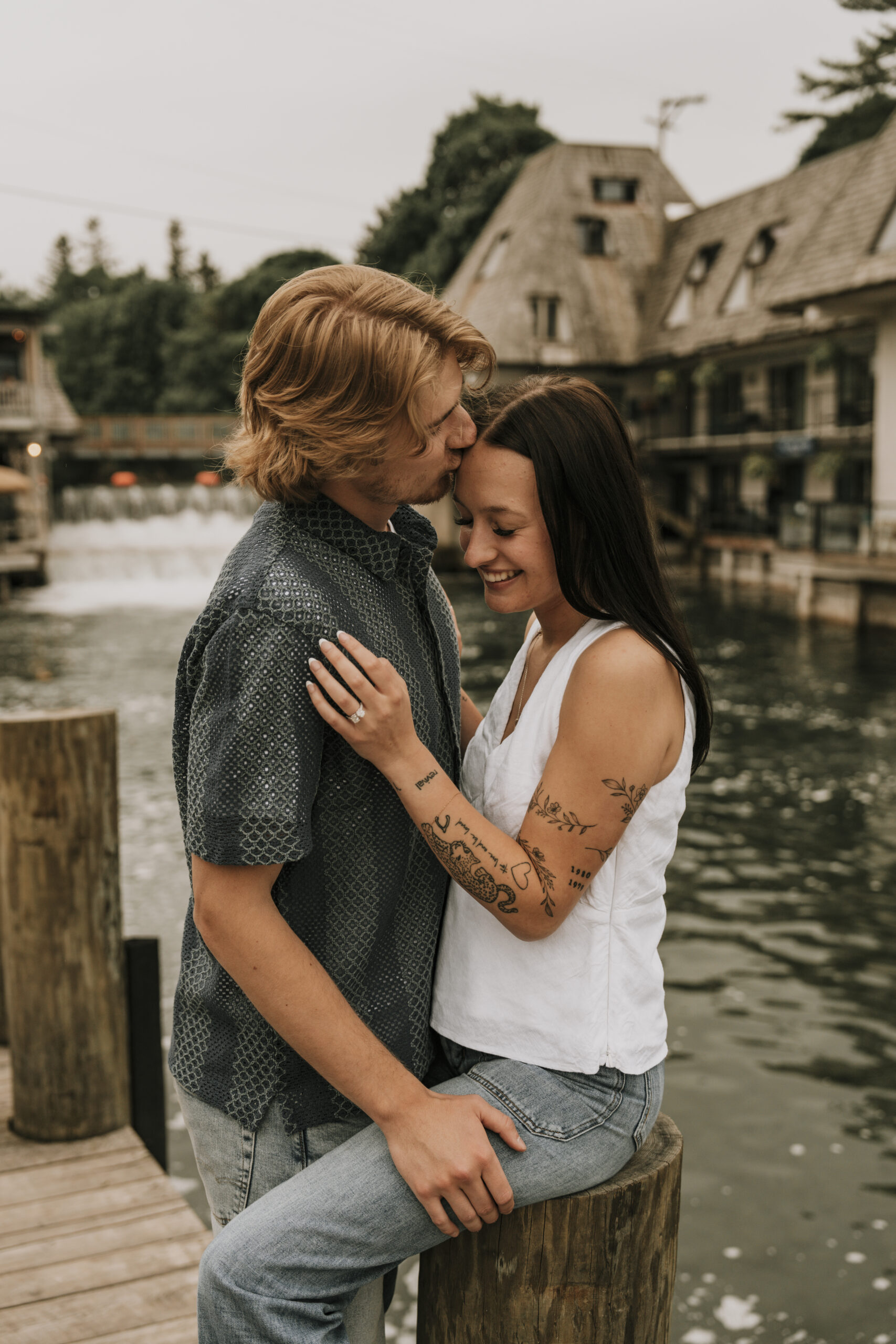 Engagement photos by Unscripted Wedding Co.